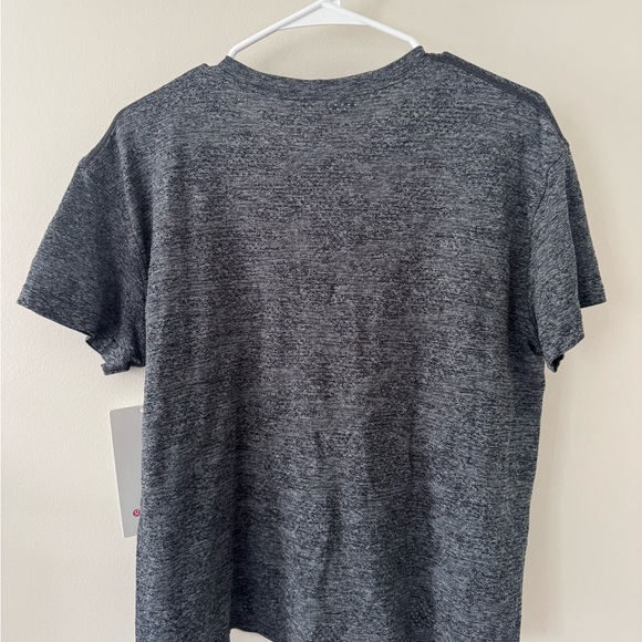 lululemon athletica Women’s Charcoal Tee - Picture 2 of 4